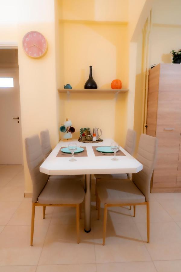 Myrtle, City Center Renovated Apartment Atény Exteriér fotografie