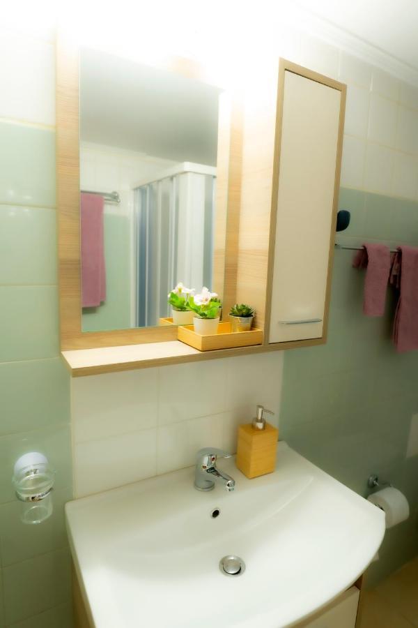 Myrtle, City Center Renovated Apartment Atény Exteriér fotografie